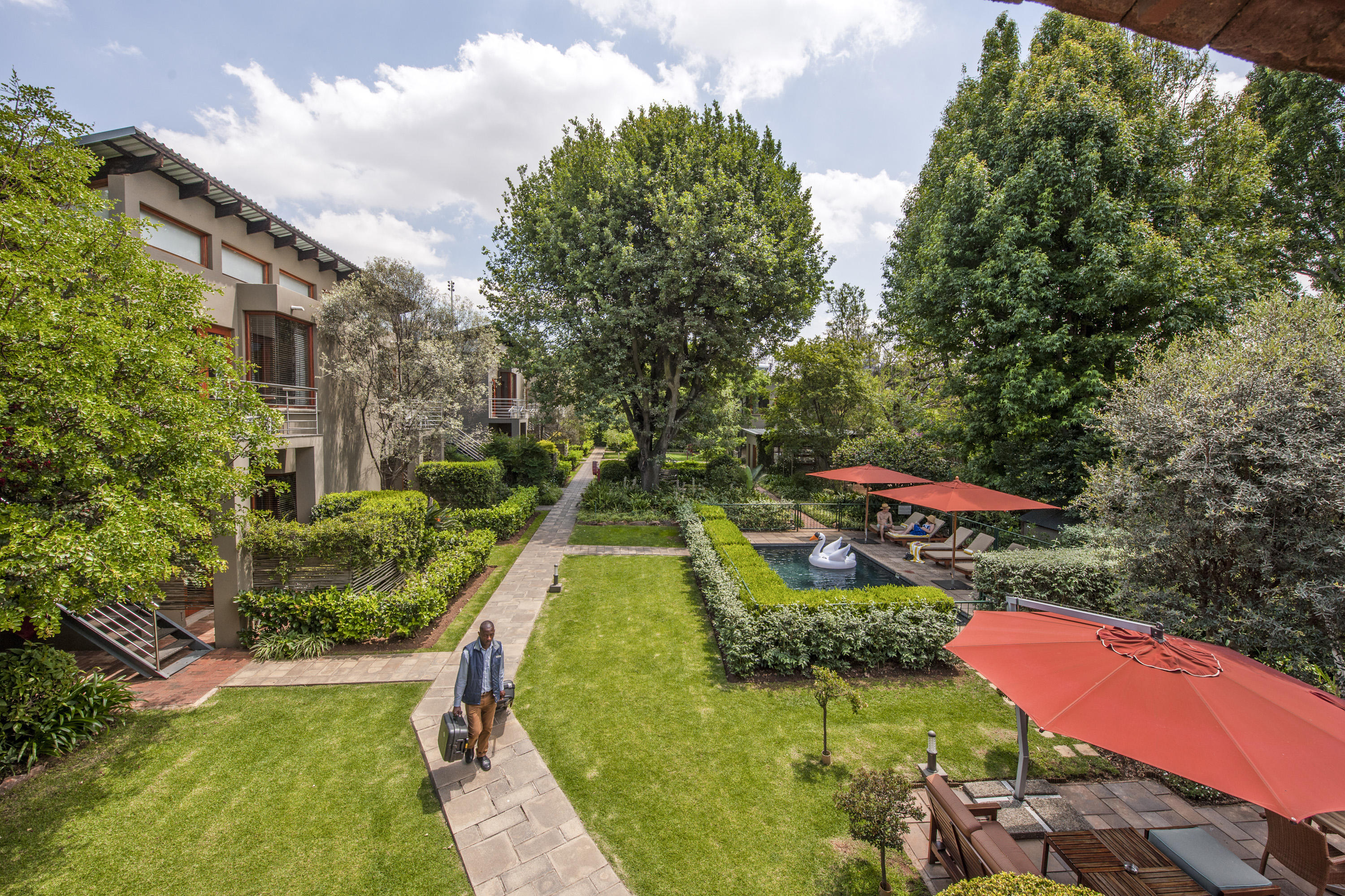 The Peech Hotel thumbnail 11